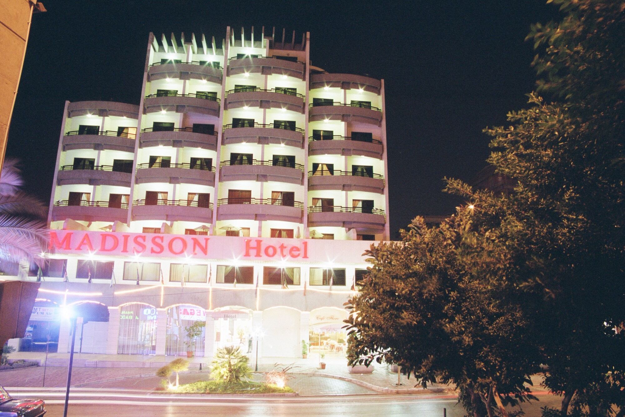 Madisson Hotel Jounieh Ngoại thất bức ảnh